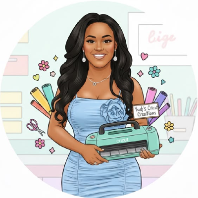 Yudy holding her Cricut machine